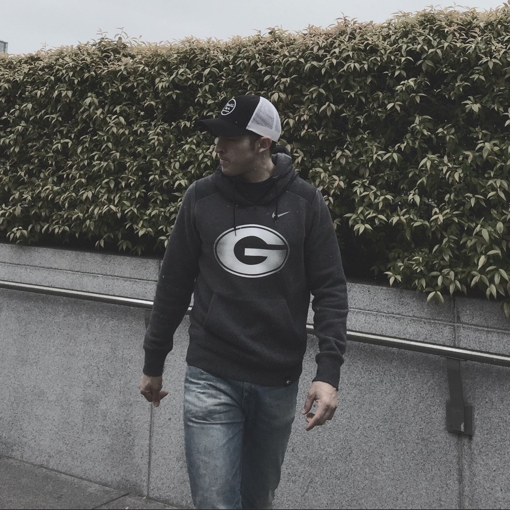 Meet your Posher, Carlos